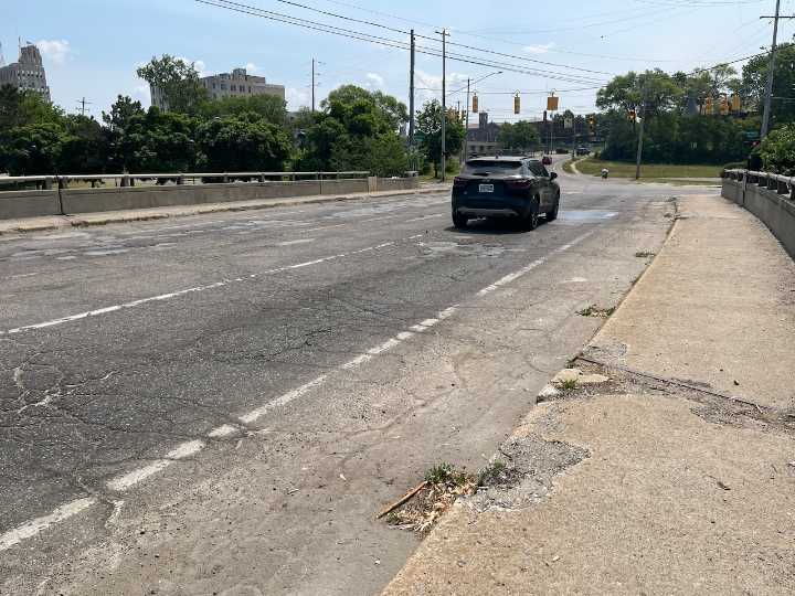 Flint targets two deteriorating bridges for replacement