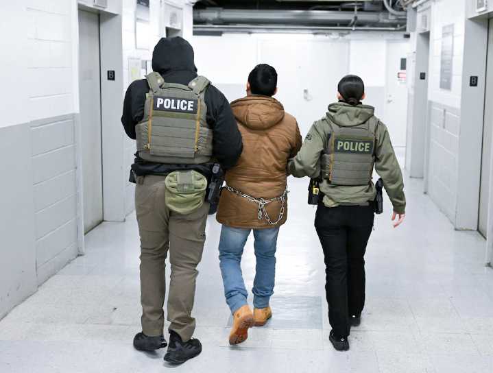 Fiscal de NY combate condiciones inhumanas de detenidos por ICE