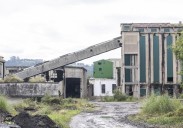 Aumenta la vigilancia en Sniace pero persiste el abandono y la falta de reparaciones
