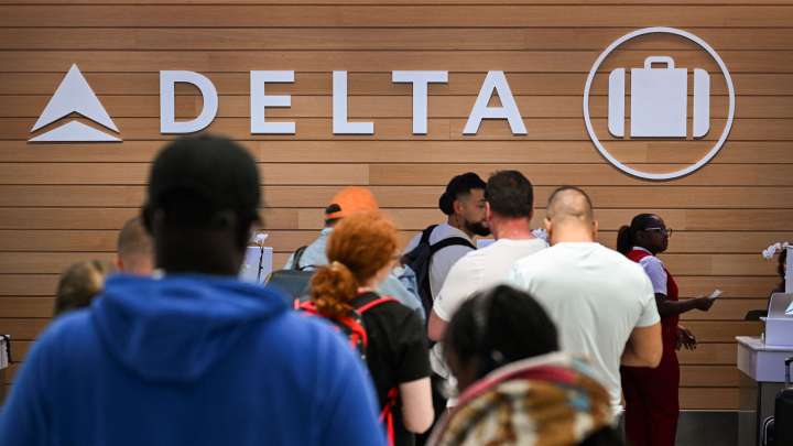 Delta employee warns travelers to throw bag tags away at home and not the airport or 'risk fake fraud claims'