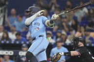 Bichette hits winning RBI single as Blue Jays hold off Marlins 7