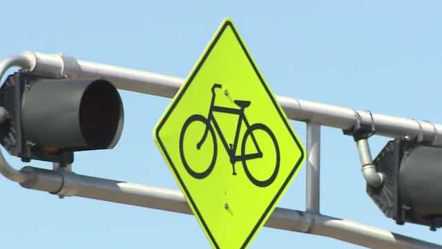 Blinking lights aren’t enough: Calls grow for more bike safety measures in Albuquerque