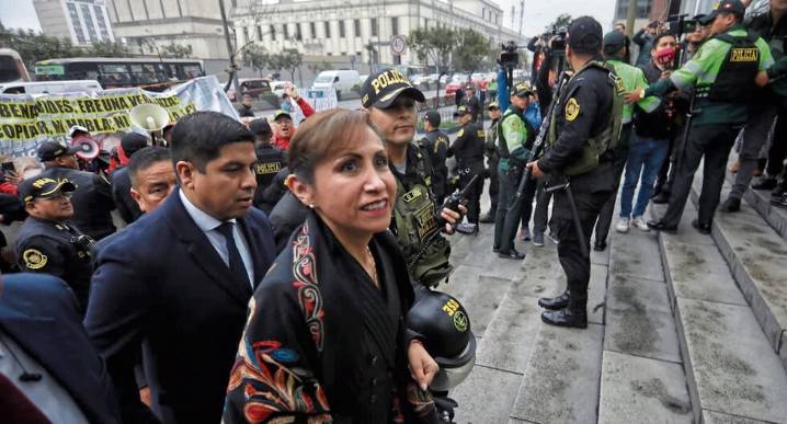 Patricia Benavides vuelve al Ministerio Público como fiscal suprema
