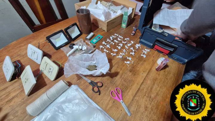 Allanamiento en el Barrio Independencia, secuestro de Estupefacientes y tres personas Detenidas