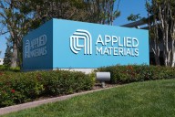 Acciones de Applied Materials caen tras resultados del tercer trimestre y recorte de previsiones
