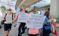 Cesan a policías por agresión a una mujer trans