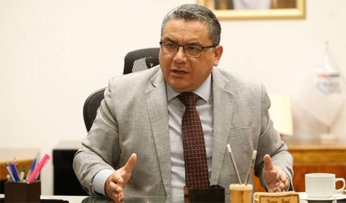 Santiváñez pide al Poder Judicial cerrar investigación preliminar en su contra