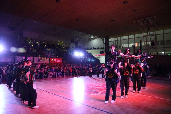Equipos de Santiago, Puerto Natales y Río Gallegos marcan presencia en torneo de “basket” del Cervantes