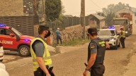 El incendio de Porto (Zamora) da señales de mejora y se estudia el regreso de los evacuados en el entorno del Lago de Sanabria