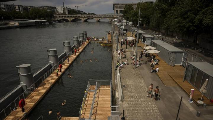 Aparece un quinto cadáver en el Sena, a las puertas de París