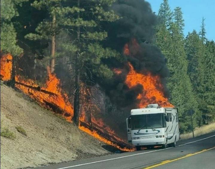 Motorhome Sparks Wildfire That Closes Blewett Pass