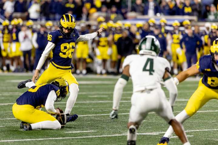 Fresh off 70-yard FG in practice, Michigan’s star kicker still striving for more