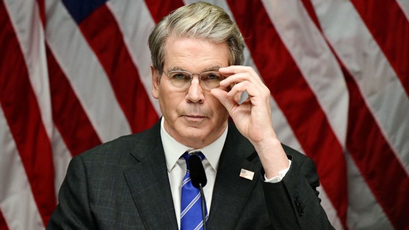 Nuevos aranceles generan miles de millones de dólares en ingresos, pero Scott Bessent dice que serán para pagar la deuda