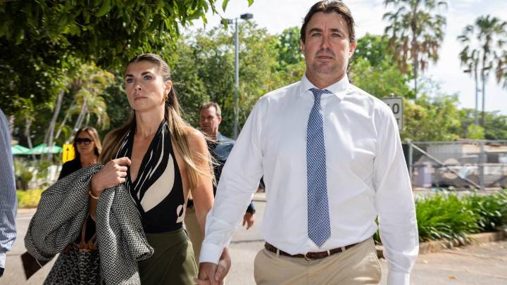 Matt Wright found guilty on two charges of perverting the course of justice over fatal chopper crash, jury deadlocked on the third charge