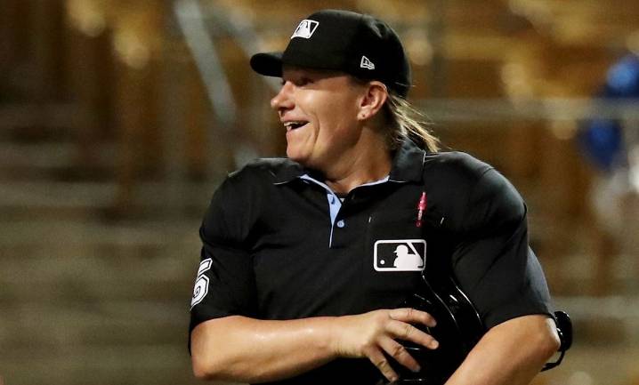 MLB asciende a su primera mujer umpire