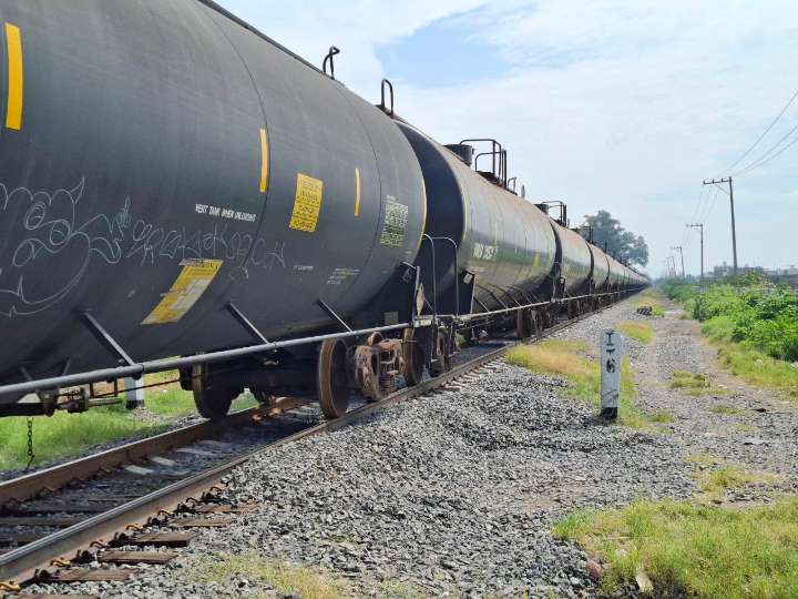 A casi una semana del accidente del tren en Irapuato, vecinos señalan afectaciones