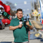 Judge questions if Spanish-language journalist can stay in immigration detention without charges