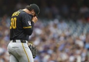 Pirates lose to Brewers in blowout fashion
