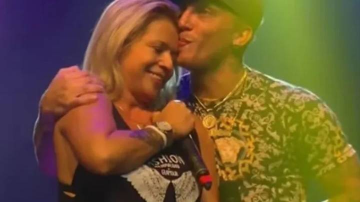 Dalila confesó todo de su explosivo romance con El Polaco: "Me gusta como besa"