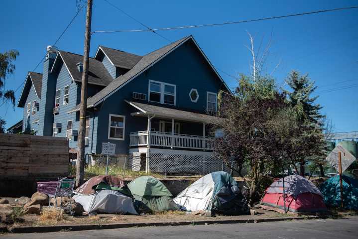 Is Vancouver’s Share ‘setting people up for failure’?