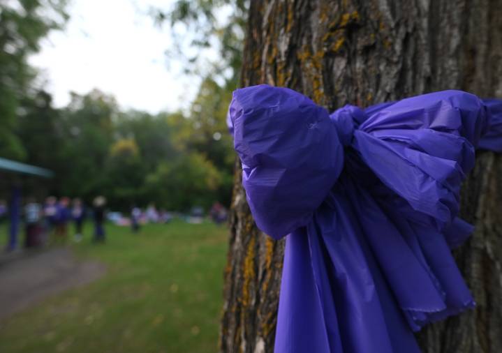 Gov. Hochul says N.Y. landmarks to be lit purple for International Overdose Awareness