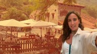 Una periodista de LA NUEVA ESPAÑA en un Bulnes vaciado por los incendios: “Un día como hoy tendríamos que dar unas 150 comidas… Hemos dado cuatro”