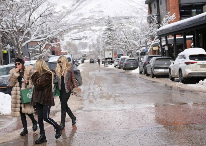 Living cheek to jowl with the super-rich in Jackson or Aspen (Opinion)