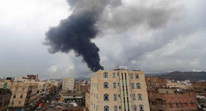Israel bombardea una base militar donde está el palacio presidencial de Yemen | Hutíes | Saná | Ejército israelí | Benjamin Netanyahu 