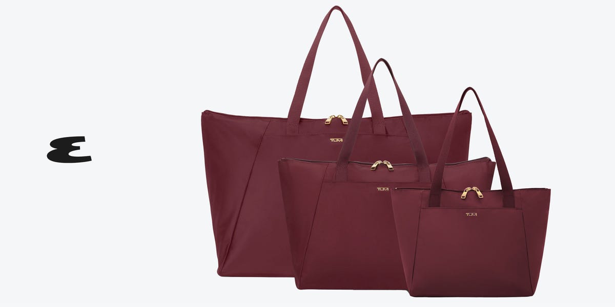 42 Best Gifts for Travelers 2025, According to Frequent Fliers