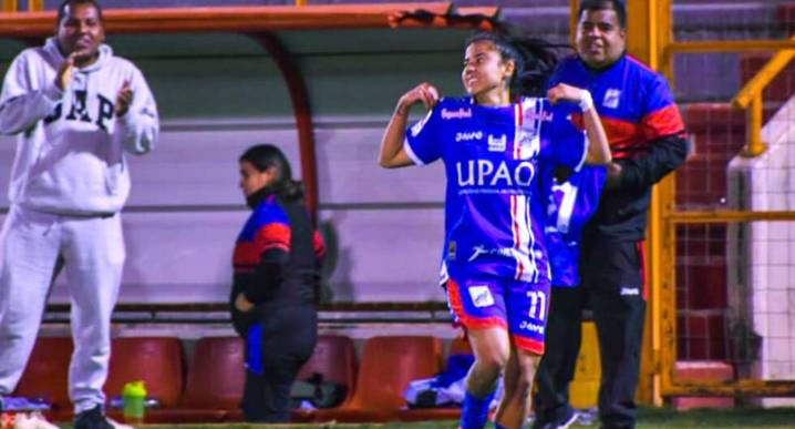 Liga Femenina: Mannucci derrotó 4