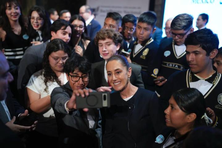 Sheinbaum anuncia creación del Bachillerato Nacional