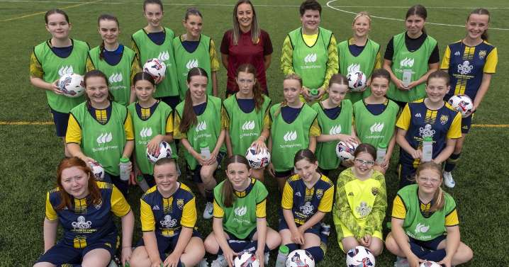 EKYC girls score new training gear thanks to Premier League star and ScottishPower