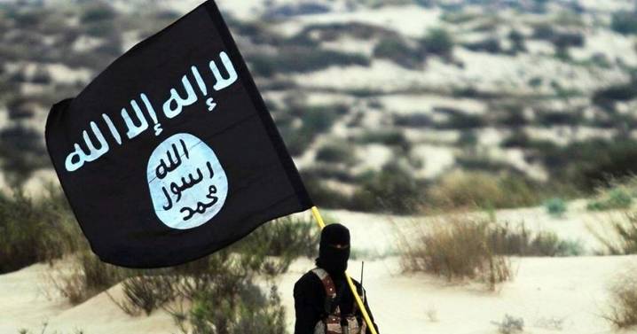 ISIS 'urges supporters to kill Christians' after grim beheadings reported