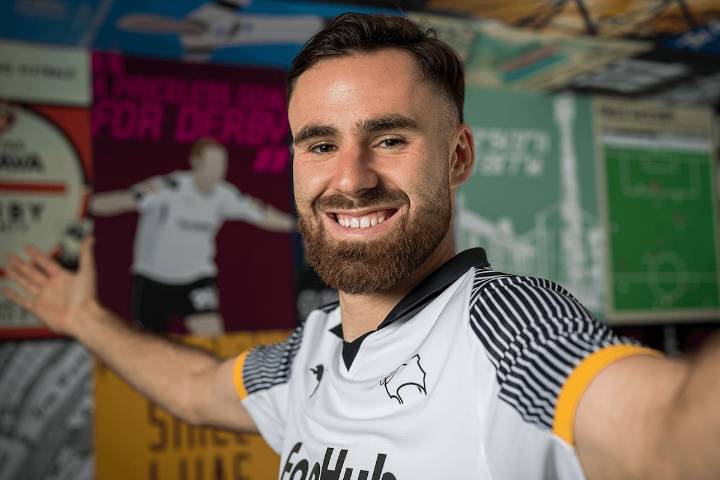 Oficial: Ben Brereton deja Southampton y tiene nuevo equipo en Inglaterra