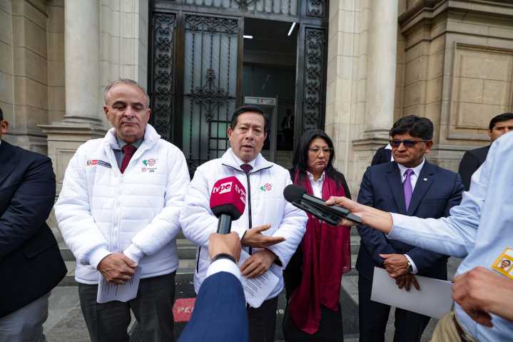 Gobierno avanza en la formalización minera con nueva ley para pequeños productores