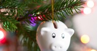 7 easy ways to start saving for Christmas