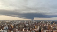Los Bomberos ultiman la extinción del incendio declarado en el polígono PTR de Zaragoza