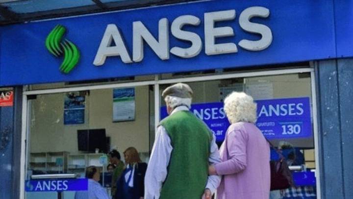 Última jornada de pagos ANSES en agosto: ¿Quiénes cobran hoy?
