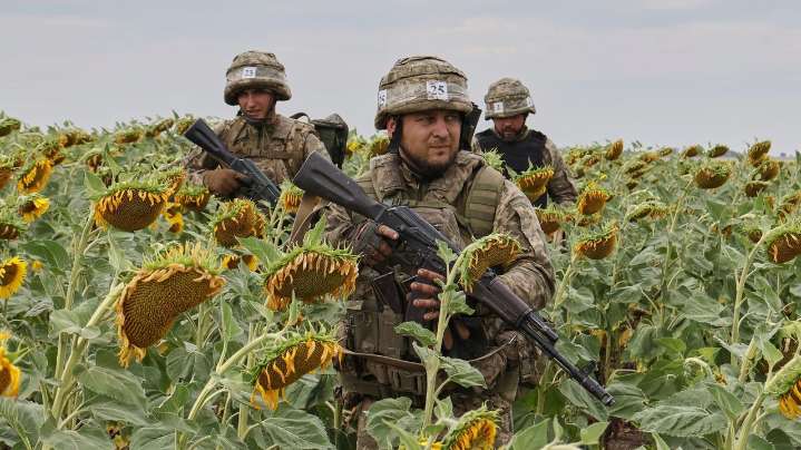 Despite a flurry of meetings on Russia's war in Ukraine, major obstacles to peace remain