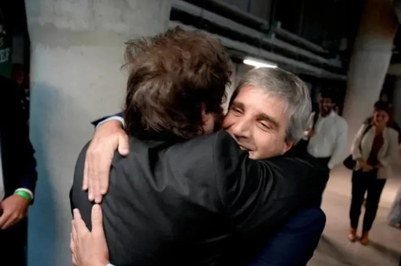 Milei celebró la baja inflación de julio y elogió a Caputo como "el mejor ministro de la historia"