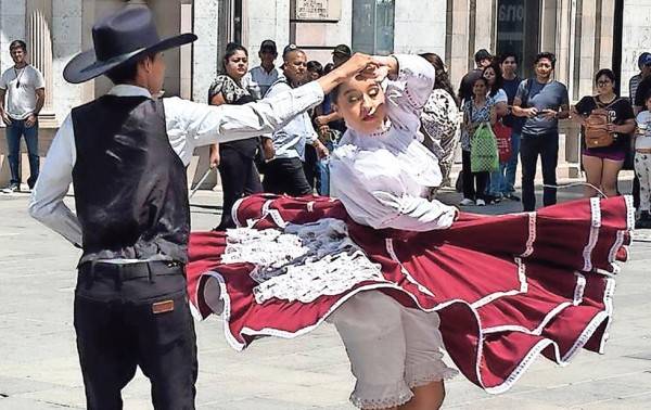 Conquistan sus sueños paso a paso