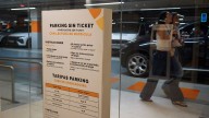 La locura de aparcar en Vigo: «Me pillo unos calcetines en el Primark y evito pagar tres horas»