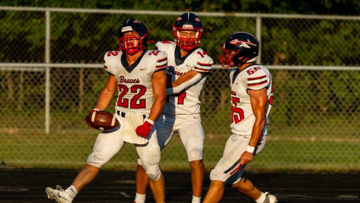 High school football photos, Green vs. Indian Valley