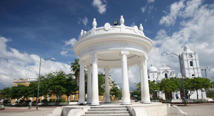 ¿$8.000 millones por 2 km? Denuncian posible sobrecosto en obra de la quebrada La Aguja en Ciénaga La denuncia fue hecha por el concejal José Noguera.