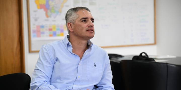 Gobernador de Antioquia criticó reunión del Gobierno con disidencia de Calarcá: “Dejemos de romantizar con el crimen”