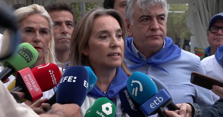 Gamarra acusa a Sánchez de «abandonar a las víctimas de ETA» y facilitar la salida de etarras