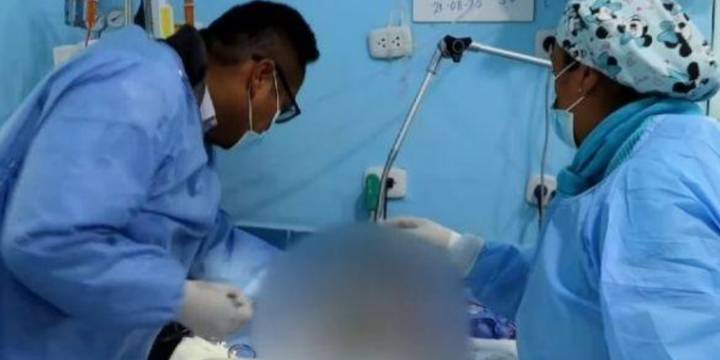 Niña de 3 años quedó en estado crítico tras caer de un puente en Huancayo: médicos lograron estabilizarla con cirugía de emergencia