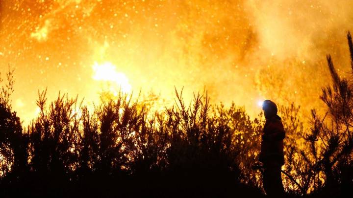 Incendios en Galicia | Cuatro fuegos siguen activos, con nivel 2 de emergencia en A Pobra do Brollón