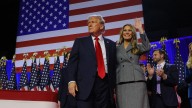 Melania Trump amenaza con demandar al hijo de Biden por vincularla con Jeffrey Epstein