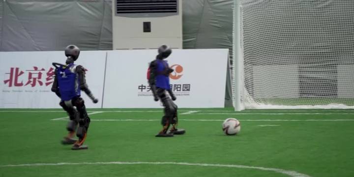 Crean robots humanoides para los primeros Juegos Mundiales de Robótica